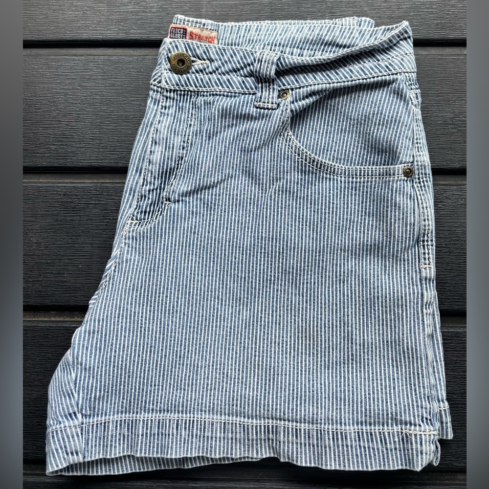 Summer Denim Shorts Size 10 Faded Glory Stretch